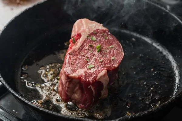 Dry-Aged Filet Mignon steak